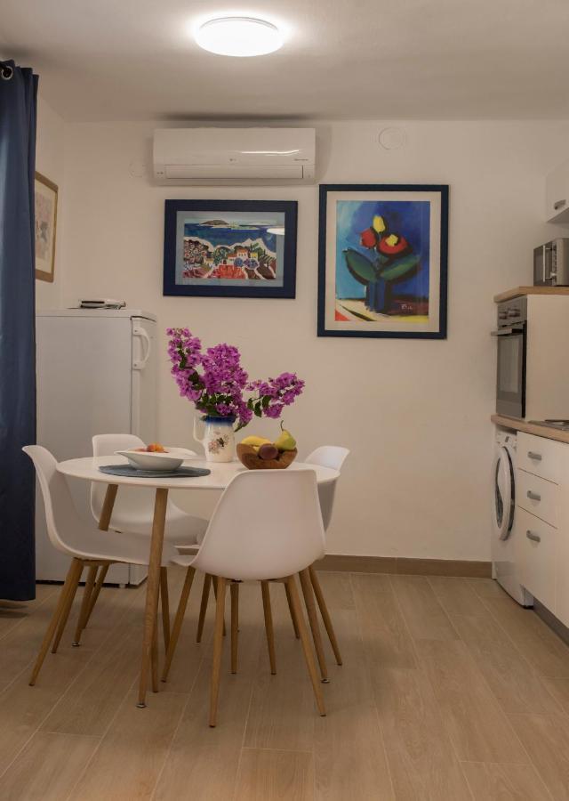 Studio Apartman Roza สตอน ภายนอก รูปภาพ